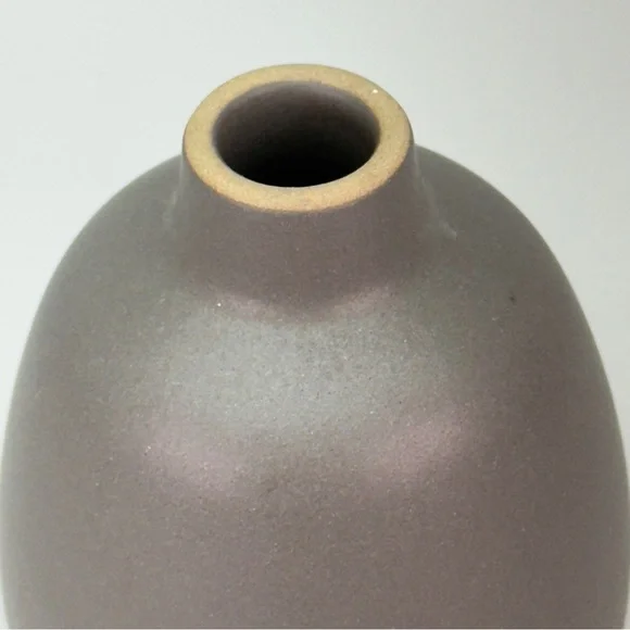 Heath Pottery Ceramic Bud Vase - Picture 4 of 7